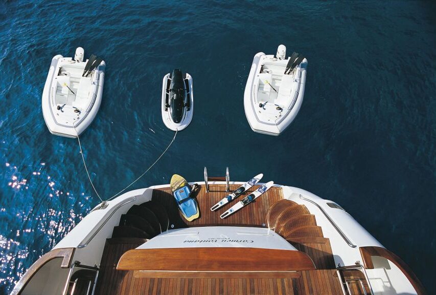Carmen Fontana, gallons - 31,500 litres

Water capacity:Total 2,833 U